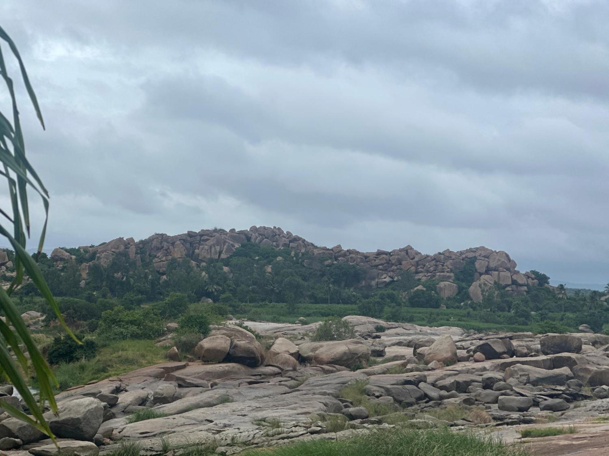 Leo Wooden Resorts Hampi Exterior photo