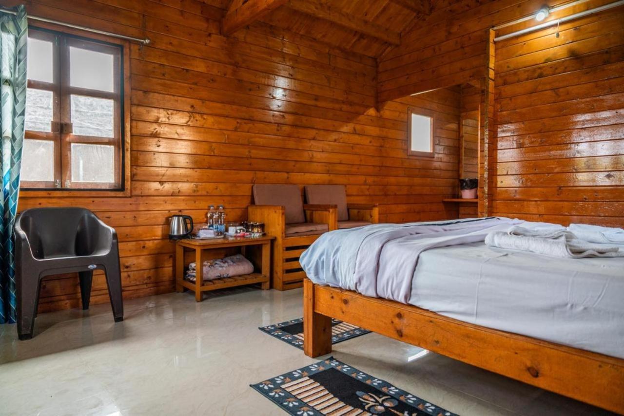 Leo Wooden Resorts Hampi Exterior photo